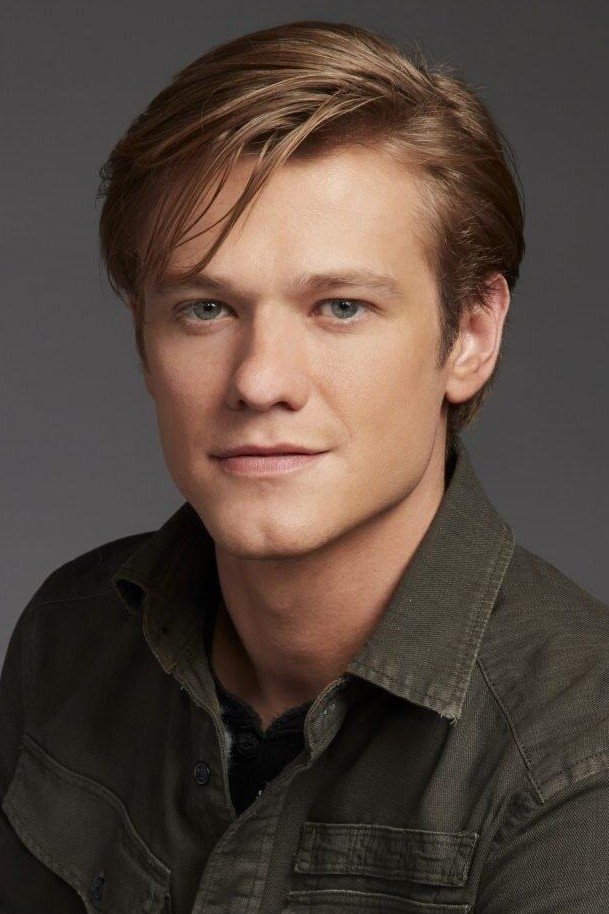 Lucas Till(卢卡斯·提尔)