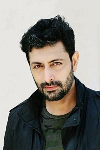 Priyanshu Chatterjee(普里耶修·查特奇)
